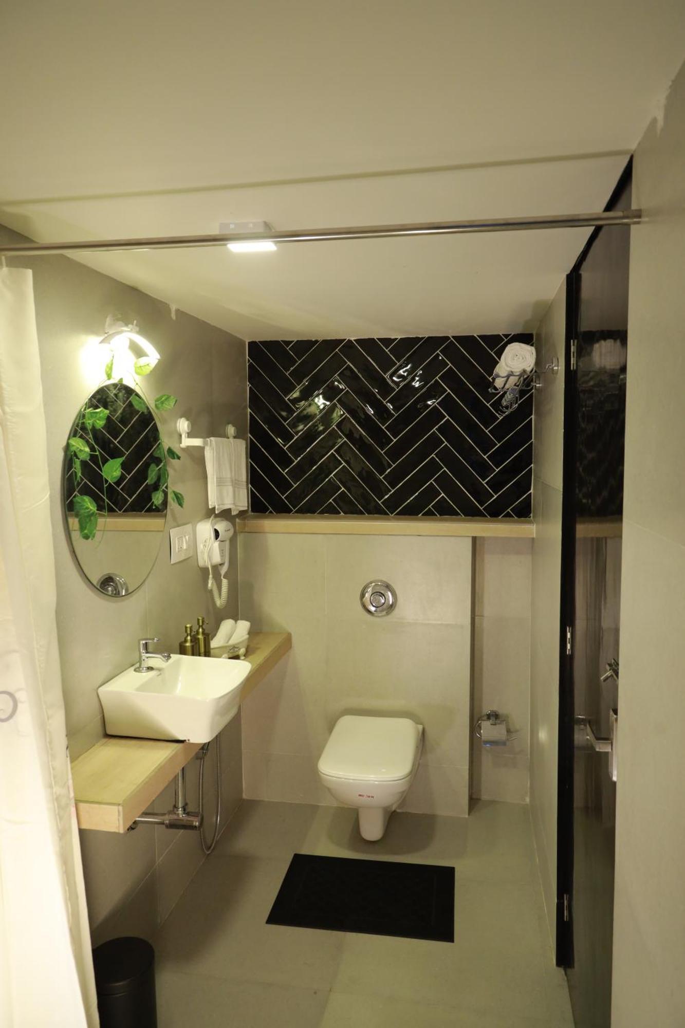 The Little Acres Cherai Vypin Exterior foto